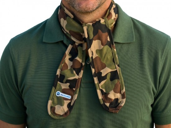 Aqua Coolkeeper koelsjaal Camouflage om de nek