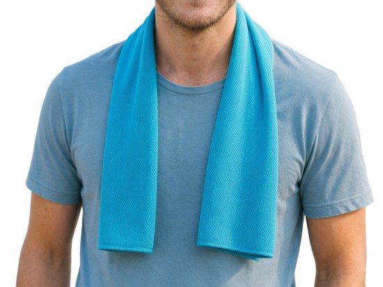 Cooling towel lichtblauw om de nek