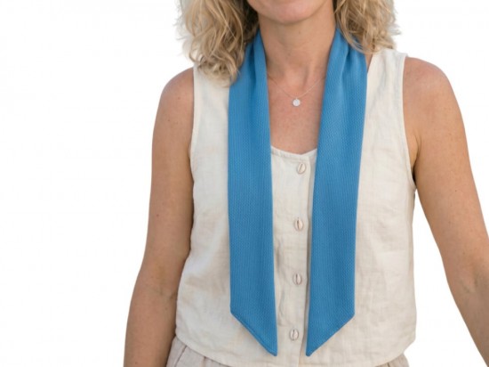 Cooling Towel XL lichtblauw om de nek