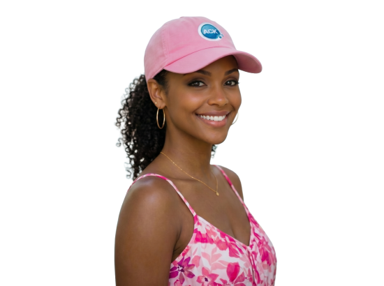 Voorbeeld van een vrouw met een Koelpet pink van Aqua Coolkeeper
