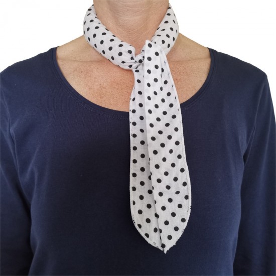 Koelsjaal wit gestipt